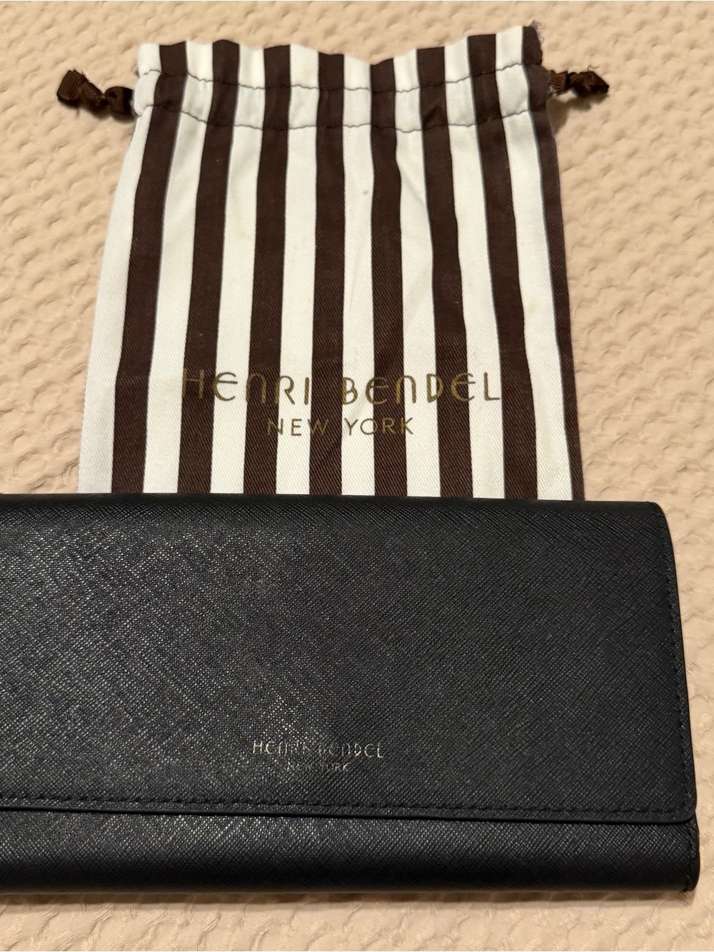 Henri Bendel Black Leather Wallet - Picture 2 of 9